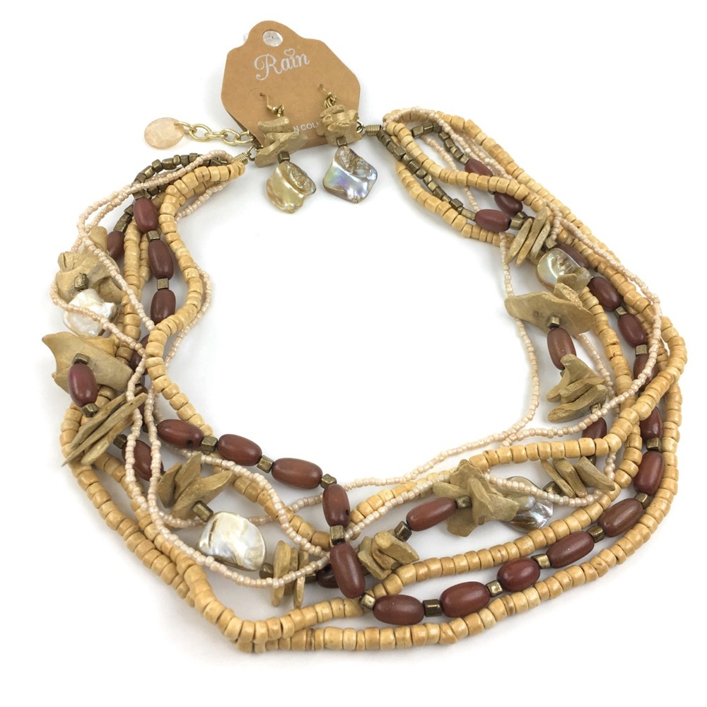 Wood shell necklace with earrings